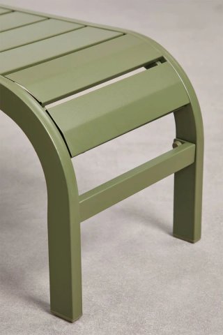 Mesa auxiliar para tumbona en acero Marietta SKLUM