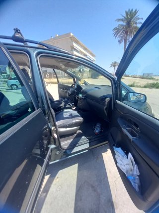SEAT Alhambra 2005