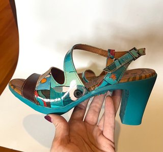 Sandalias Art tacón