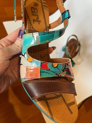 Sandalias Art tacón
