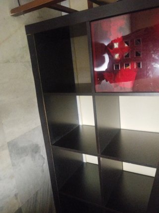 Escritorio con estantería acoplada