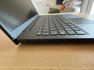 Lenovo V15 G4 IRU i3-1315U 8GB 512GB SSD NUEVO