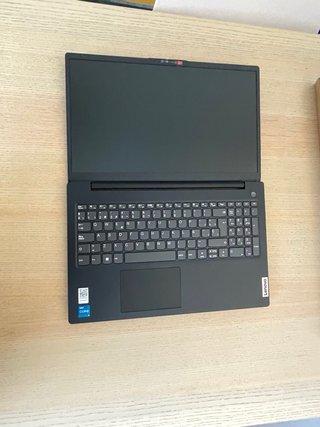 Lenovo V15 G4 IRU i3-1315U 8GB 512GB SSD NUEVO