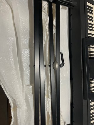 Piano Yamaha P45B + Atril + Soporte