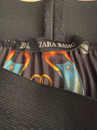Falda Zara Plisada Asimétrica Estampada