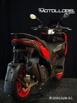 Aprilia SR GT 125 Sport