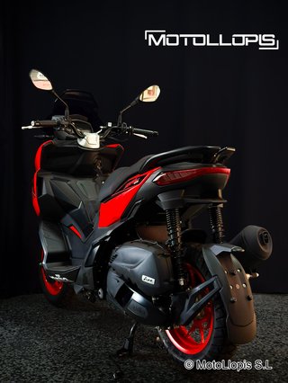 Aprilia SR GT 125 Sport