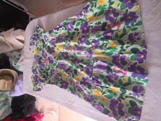 Chaleco falda y vestido estampado floral