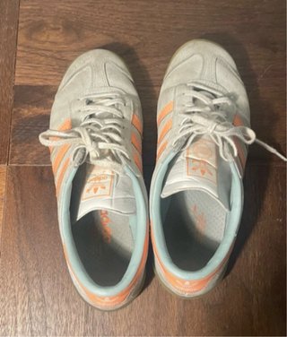 Adidas Hamburg azul y naranja