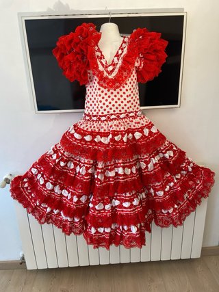 103. Traje Flamenco Sevillanas Rojo Lunares