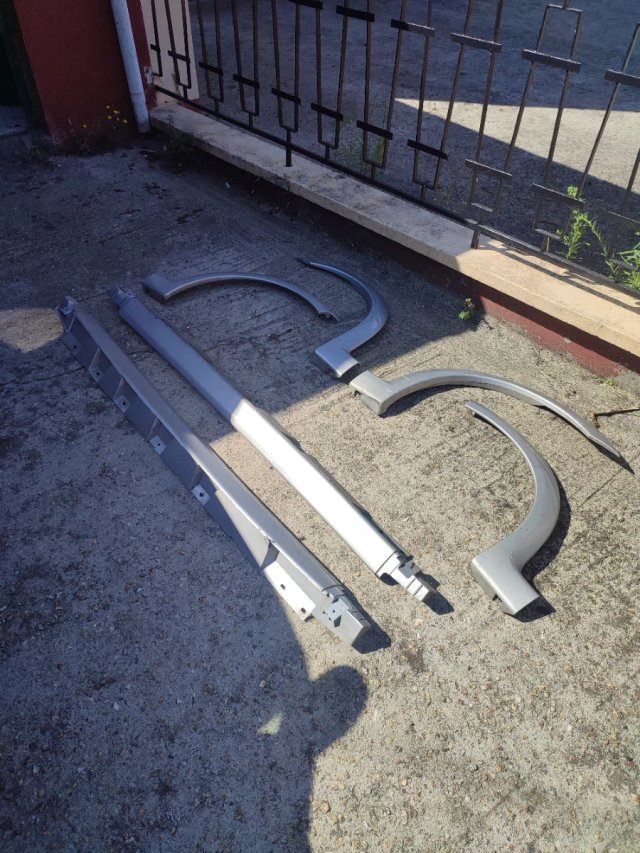 Aletines y taloneras Peugeot 106 Sport