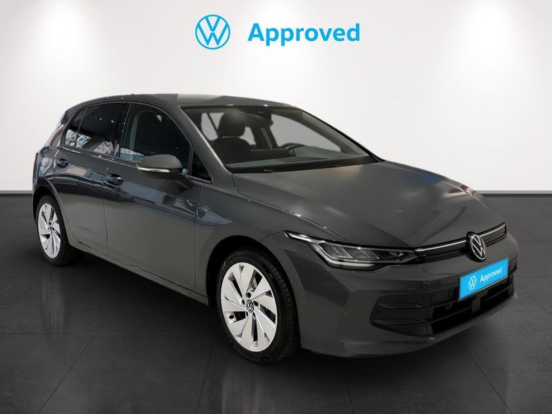 Volkswagen Golf "Más" 2.0 TDI 6 vel. 2025