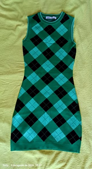 Conjunto Zara Argyle Verde y Negro