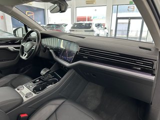 Volkswagen Touareg R-Line 3.0 V6 TDI 210kW Tip 4M