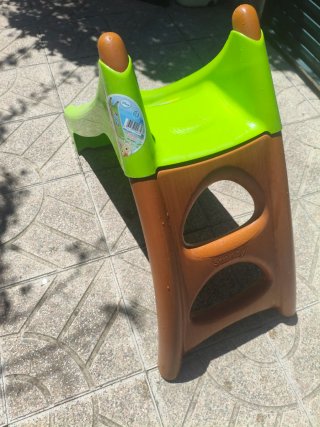 Tobogán infantil verde