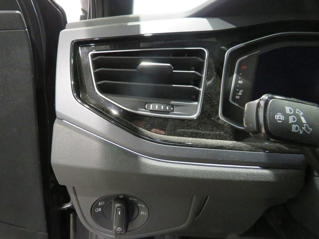 Volkswagen Taigo R-Line 1.0 TSI 85 kW (115 CV) DSG