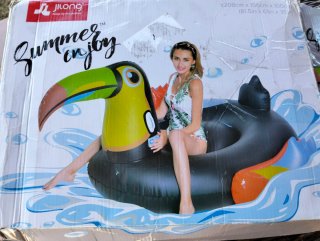 Colchoneta hinchable Tucán para piscina