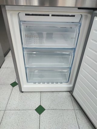Nevera Bosch Inox A+++ 201x60cm no Frost garantia