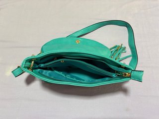 Bolso Turquesa con Tassel