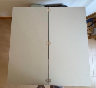 Mesa de cocina madera y cristal gris
