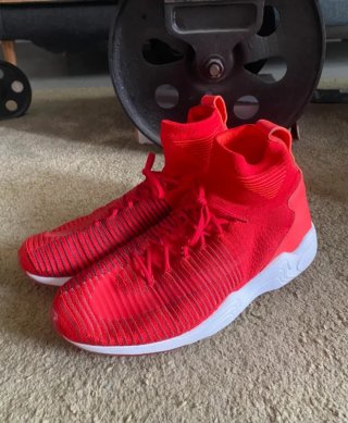Nike Mercurial NSW Talla 42.5