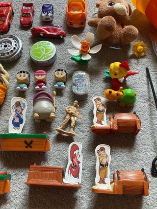 Lotto 38 pezzi Kinder Sorpresa