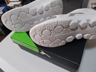 Zapatillas deportivas blancas