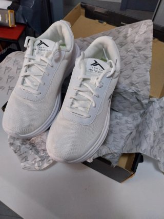 Zapatillas deportivas blancas