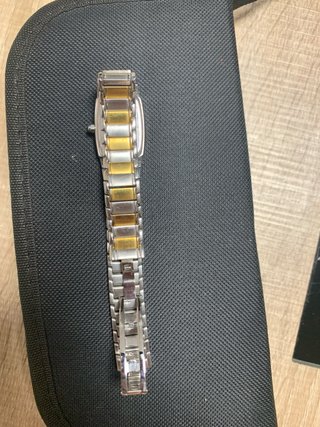 Reloj Celebrity Dama Oro y Plata