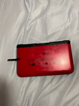 Nintendo 3DS XL Rossa + 3 Giochi e Caricatore