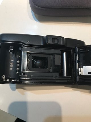 camara compacta vintage Nikon formato 35 mm