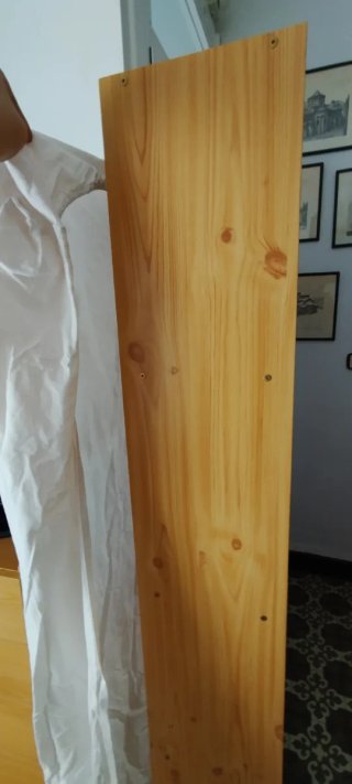 Estantería de madera