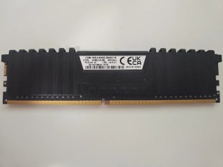 3x Corsair Vengeance LPX DDR4 8GB RAM