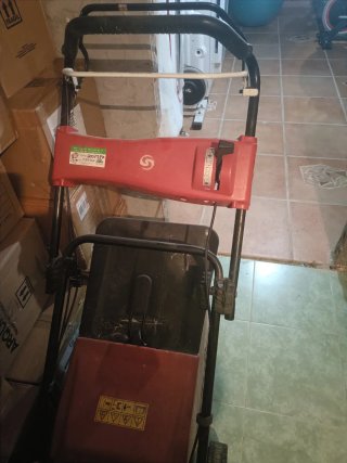 Cortacésped antiguo Sterkins Honda