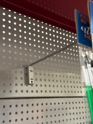Estanterías metálicas para tienda