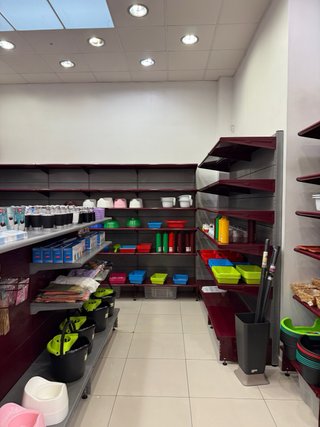 Estanterías metálicas para tienda
