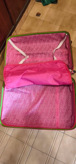 Maleta de viaje rígida de Agatha Ruiz de la Prada