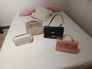 Lote 4 bolsos mujer casi nuevos