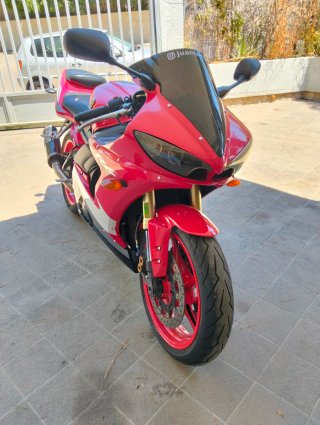 Yamaha R6 2005