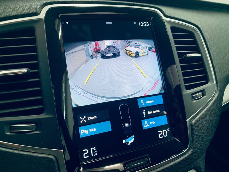 Volvo XC90 2020, foto 22