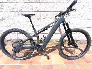 Bicicleta eléctrica Cube 29