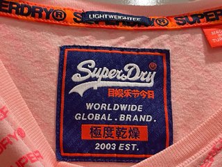 Camiseta Superdry hombre rosa T.S