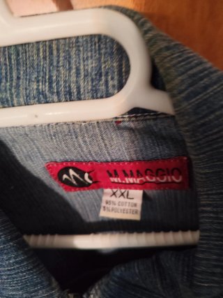 Chaqueta tejana con cremallera