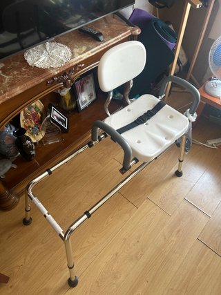 Silla para banar a la gente mayor