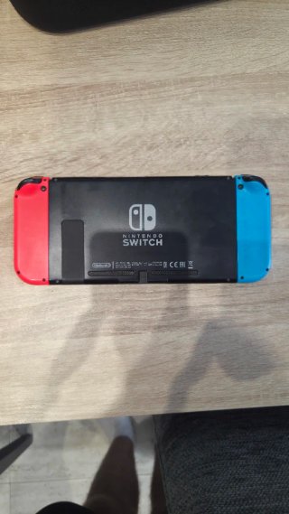 Nintendo Switch Azul/Rojo + Accesorios y juegos