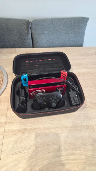Nintendo Switch Azul/Rojo + Accesorios y juegos