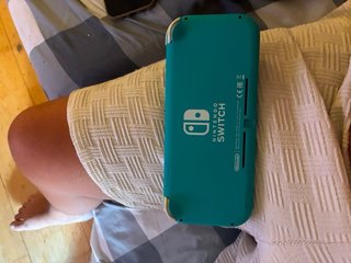 Nintendo Switch Lite Verde (precio negociable)