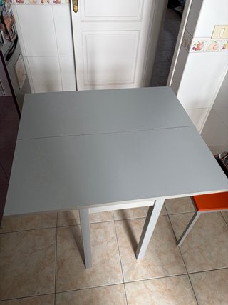 Conjunto de mesa extensible y 3 sillas