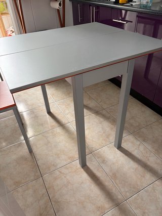 Conjunto de mesa extensible y 3 sillas