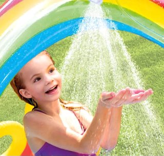 Piscina hinchable con tobogán y arcoíris